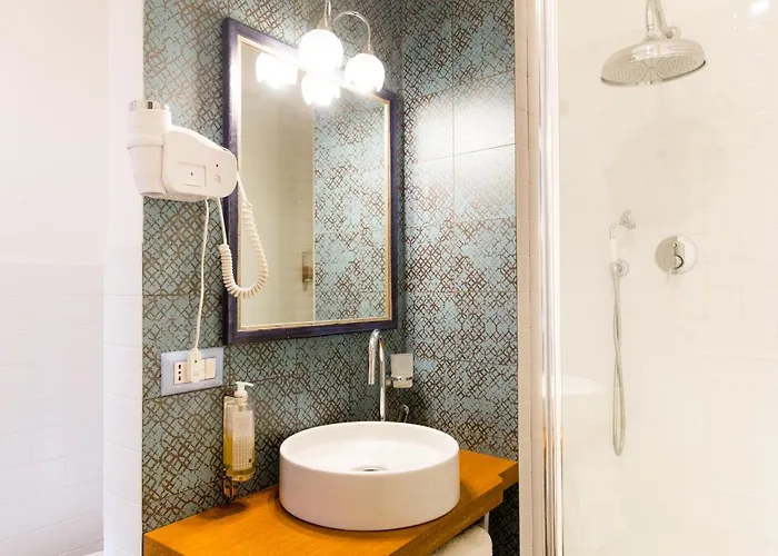 לינה וארוחת בוקר Il Castello 4*